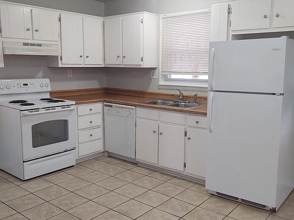 5th image of 802 N Vine St APT A