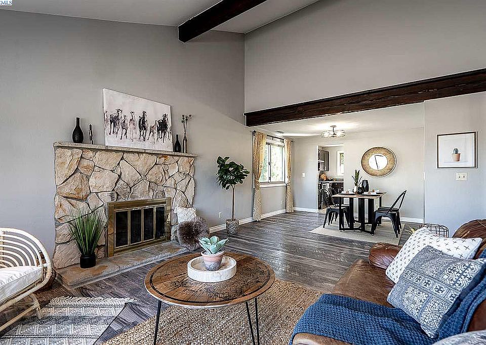 1st image of 362 Driftwood Ct