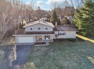 1401 Lewon Dr, Madison, WI 53711