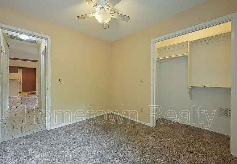 2000 Twisted Oak Cir — Photo 18