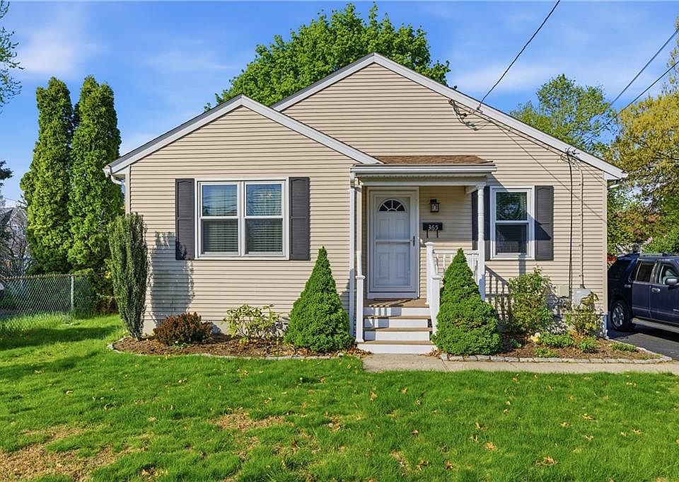1st image of 365 Maple St