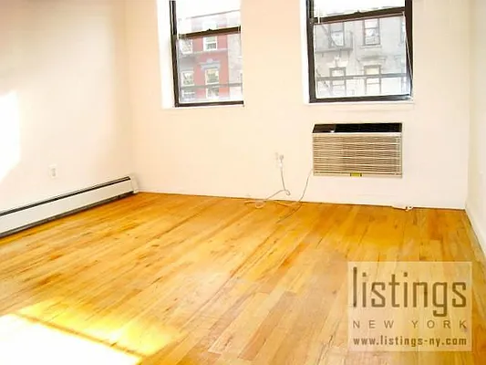 Rented by Listings Realty, LLC | media 35