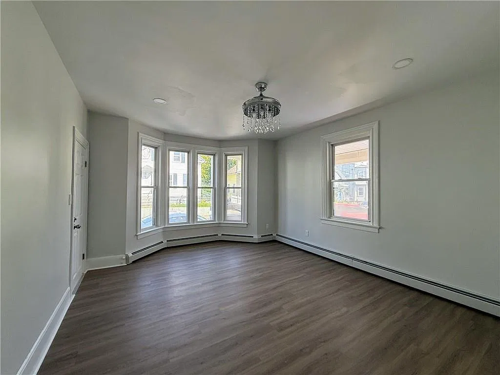 52 Erastus St — Photo 2