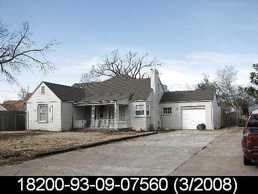 1st image of 1930 S Knoxville Ave
