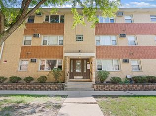 32 Elgin Ave APT B2, Forest Park, IL 60130
