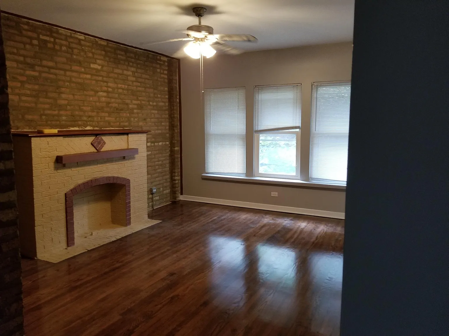 2 bed, 1000 sqft, $1,650 — Photo 1