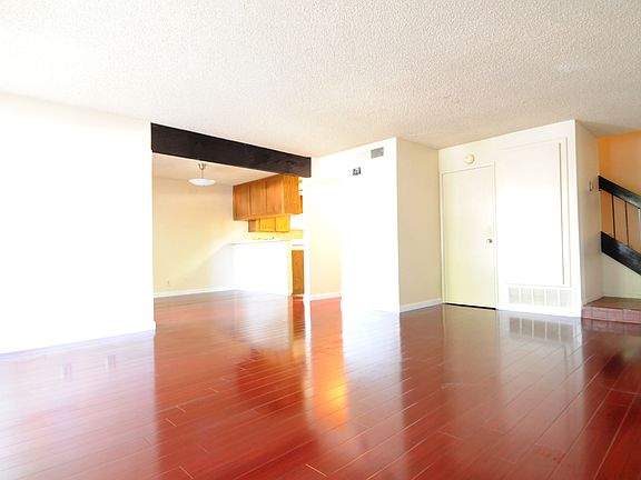 2nd image of 102 Casuda Canyon Dr APT A
