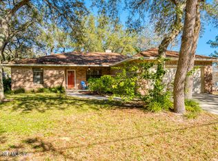 103 Vassar Rd, Saint Augustine, FL 32086