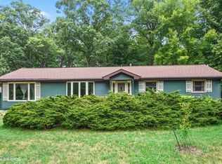 12555 Ed Berth Dr, New Buffalo, MI 49117