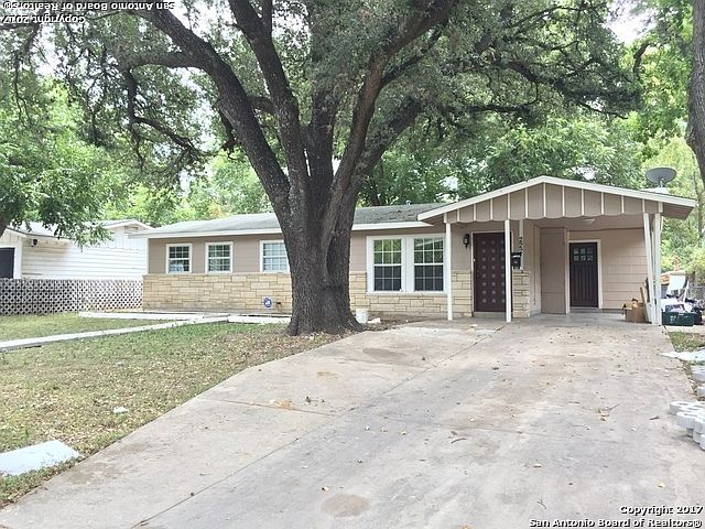 1st image of 222 Leonidas Dr