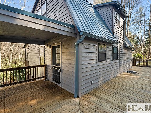 5th image of 66 Jones Hollow Rd