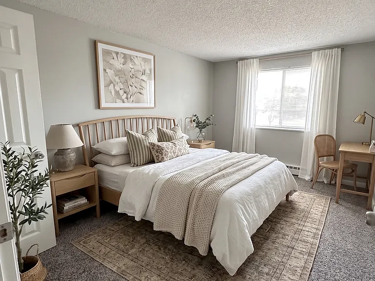 Elm Grove Apartments — Photo 8