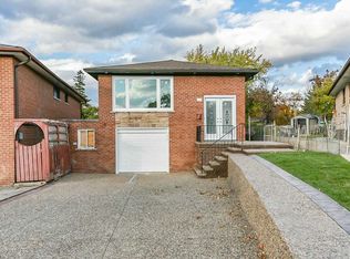 33 Vange Cres, Toronto, ON M9V3N6