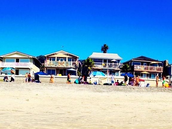 4th home from the right. Up