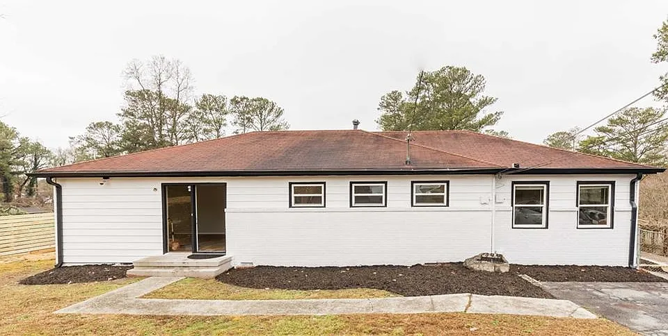 5022 Fairmont Rd SE