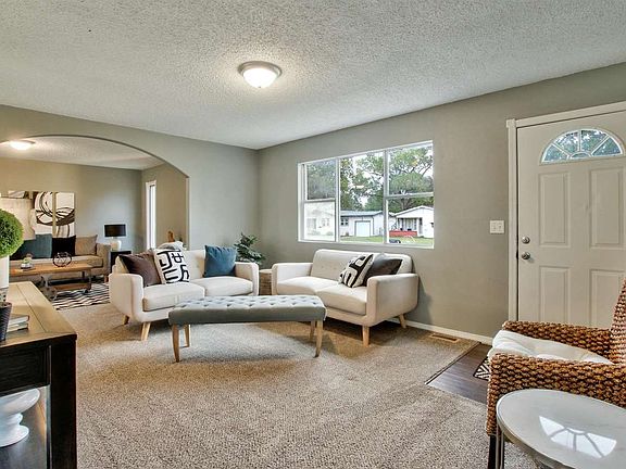 3rd image of 3533 S Saint Clair Ave