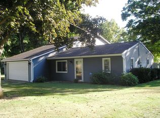 66971 Winding River Rd, Constantine, MI 49042