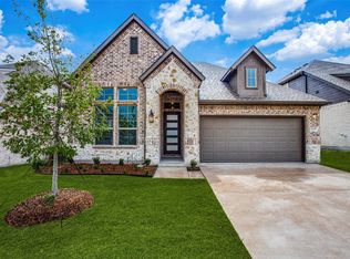 1227 Stagecoach Trl, Justin, TX 76247