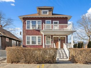 29-31 Weybosset St, Hyde Park, MA 02136