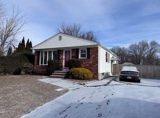 107 Springfield Ave, Johnston, RI 02919