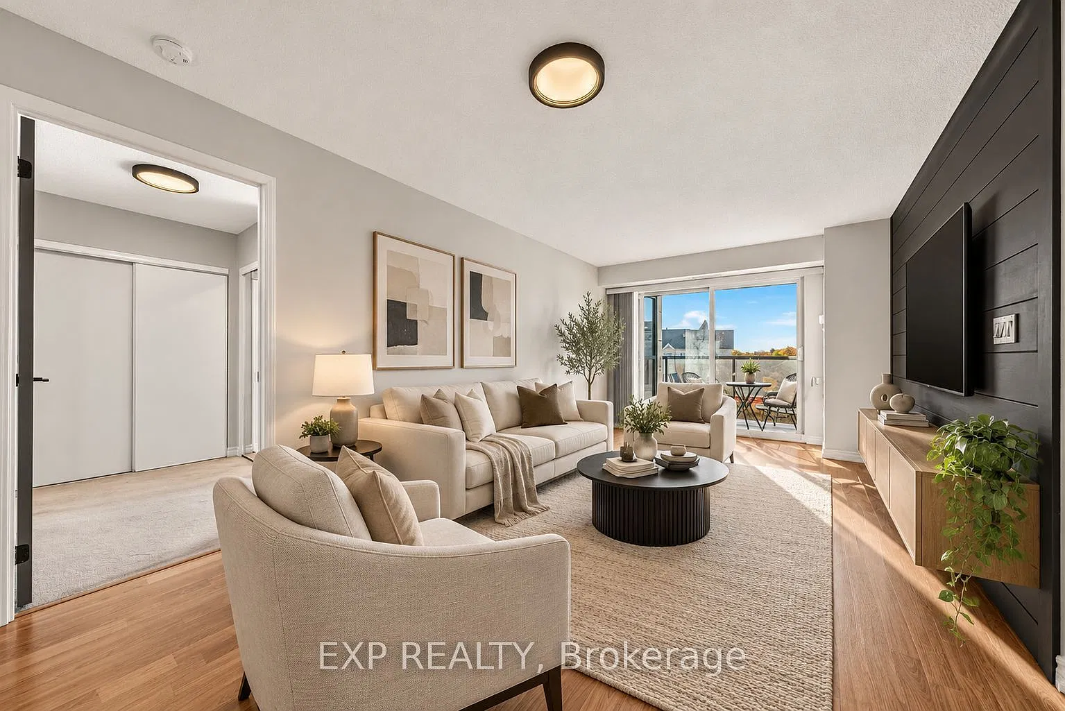 3 bed, $3,000 — Photo 4
