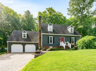 2524 Mistwood Forest Dr, Chester, VA 23831