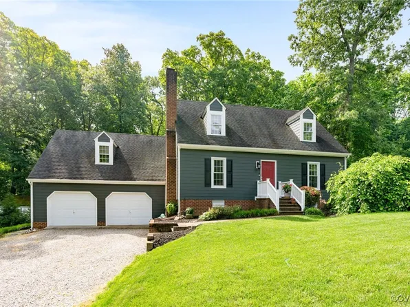 2524 Mistwood Forest Dr, Chester, VA 23831