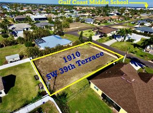 1910 SW 39th Ter, Cape Coral, FL 33914