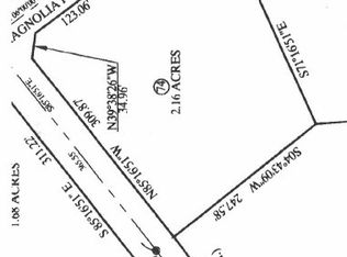 74 W Waverly Ln, Waverly, GA 31565