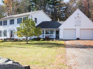 7 Lyman St, Granby, MA 01033