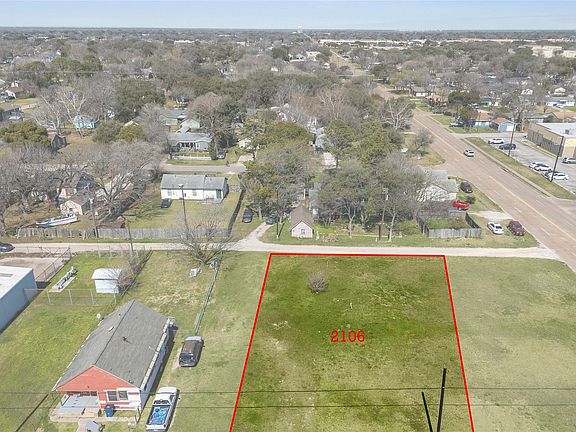 4th image of 2106 Texas Ave