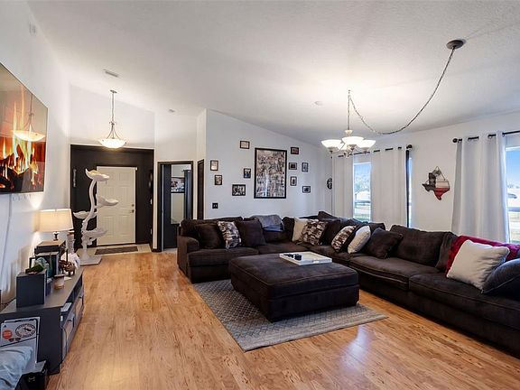 3rd image of 2871 Spring Heather Pl