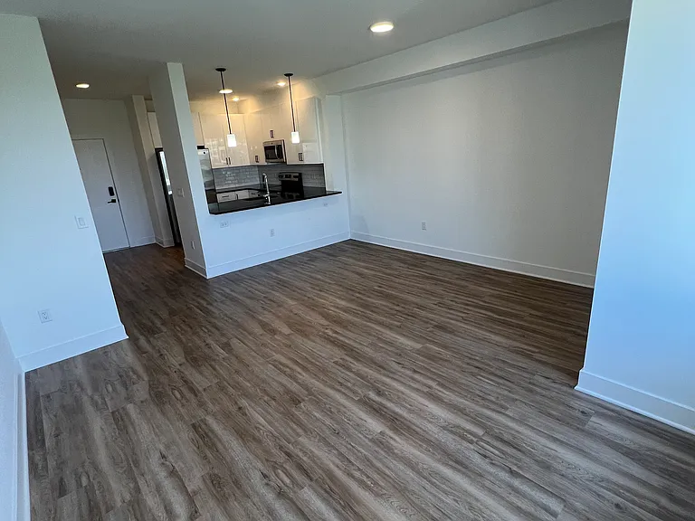430 Cliff St #1 — Photo 6