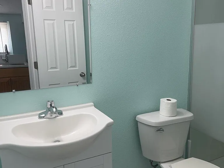 230 Avenida Central — Photo 11
