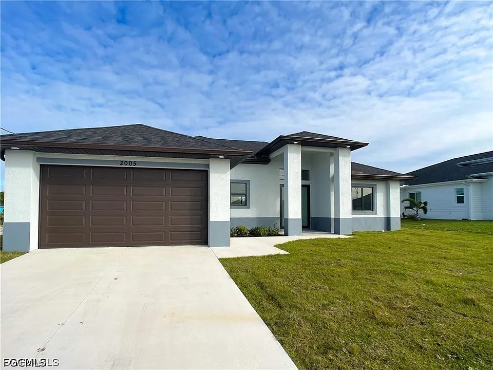2602 Diplomat Pkwy W