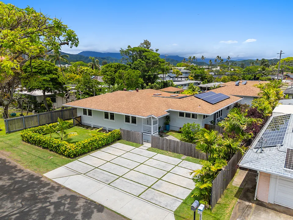 244 Awakea Rd #A