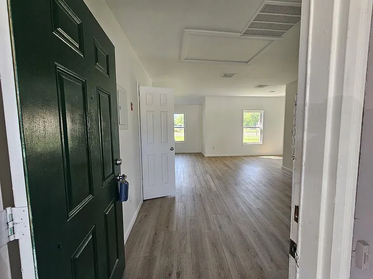 104F Quarry Rd — Photo 11