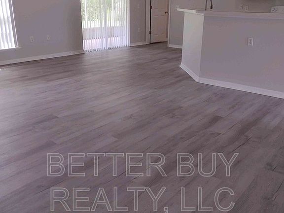 5th image of 28 Princess Dolores Ln