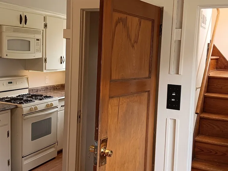 6324 W Girard Ave #1 — Photo 11