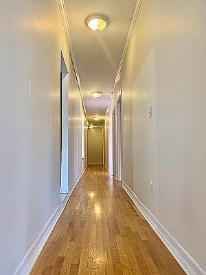 3rd image of 231 W 96th St APT 7C