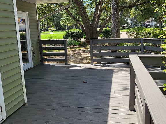 4th image of 8 Jacqueline Ct #8