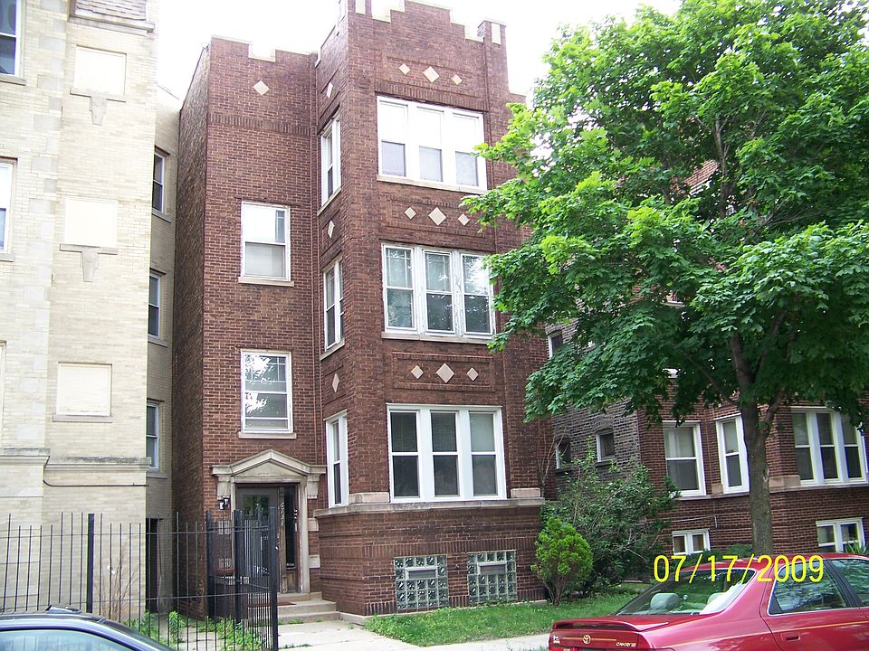 1st image of 6748 S Cornell Ave #3