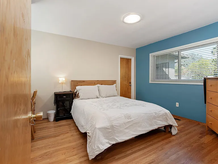 3875 Rogers Rd — Photo 11