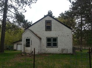 996 Trettel Ln, Cloquet, MN 55720