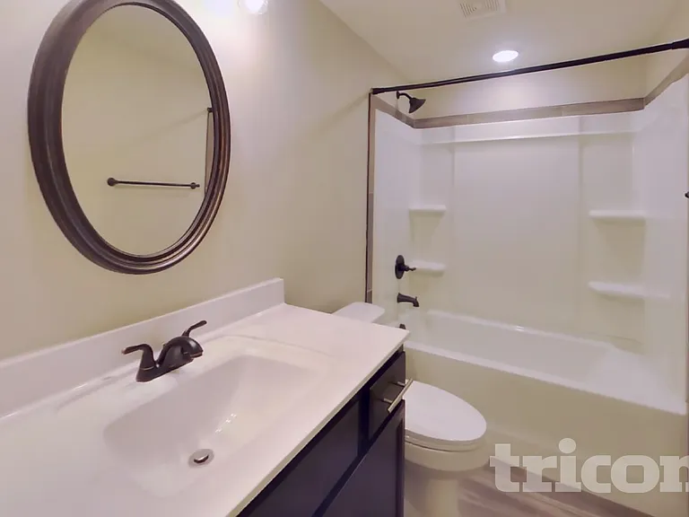 492 Woodtrace Dr — Photo 12