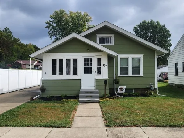 137 Downs Ave, Newcomerstown, OH 43832