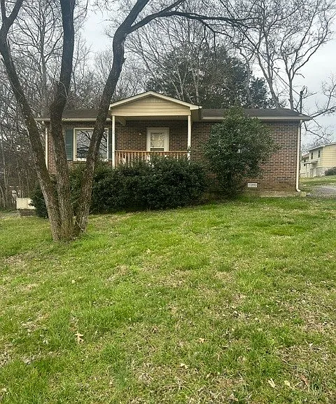 107 Williams St — Photo 1