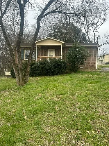 107 Williams St Photo 1
