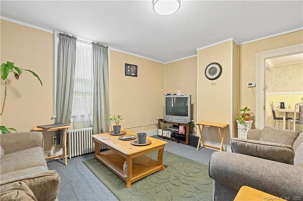 5 bed, 1.5 bath, $2,750 — Photo 4