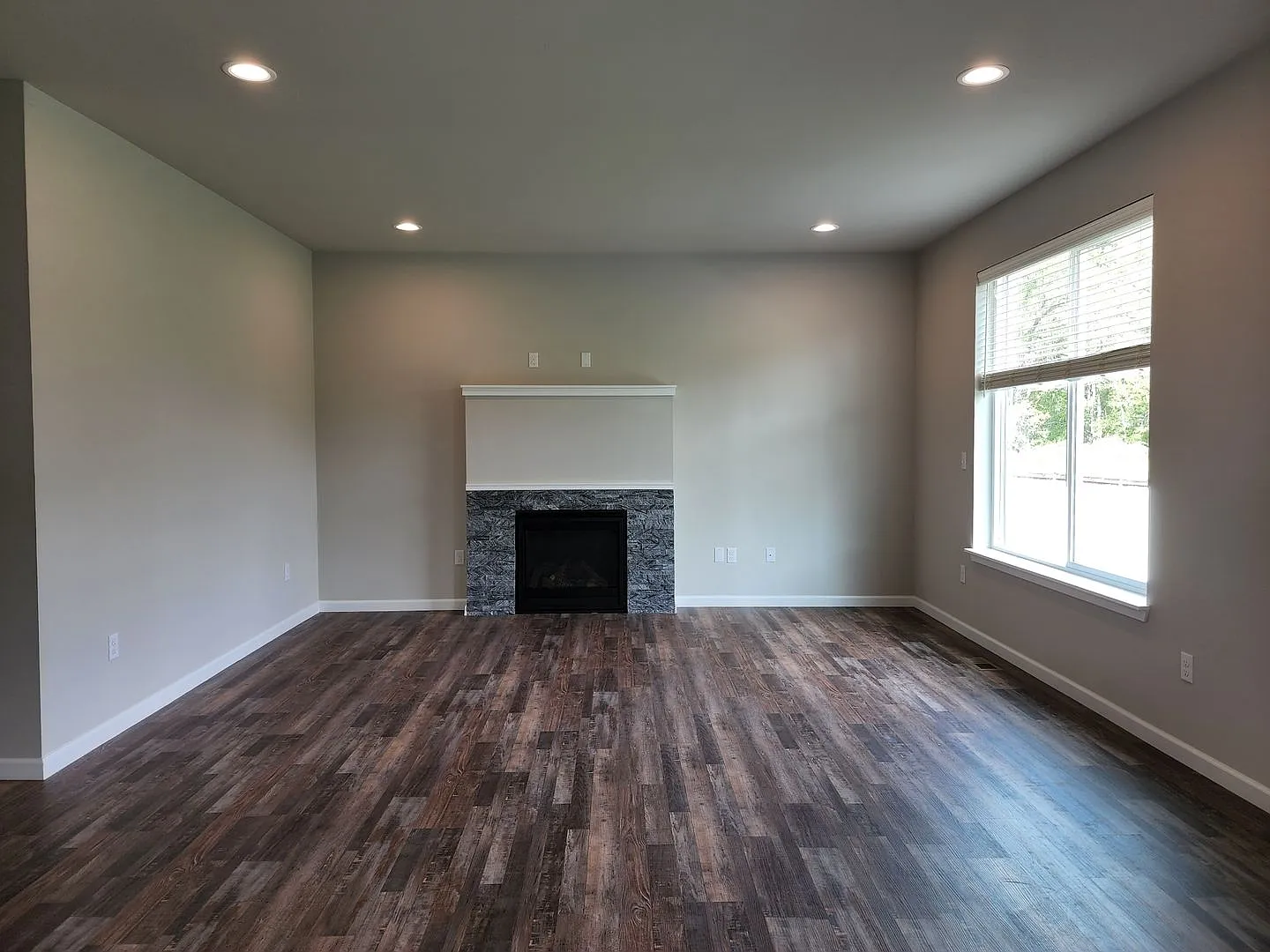 Yelm Creek Estates, 4 Bedroom, 2.5 Bathroom Home! — Photo 3